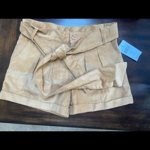Lauren James || Corduroy Bow Shorts
